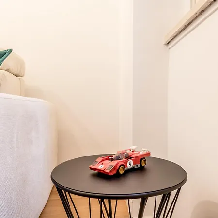 Apartment Leghouse Eritrea Your Perfect In Rome